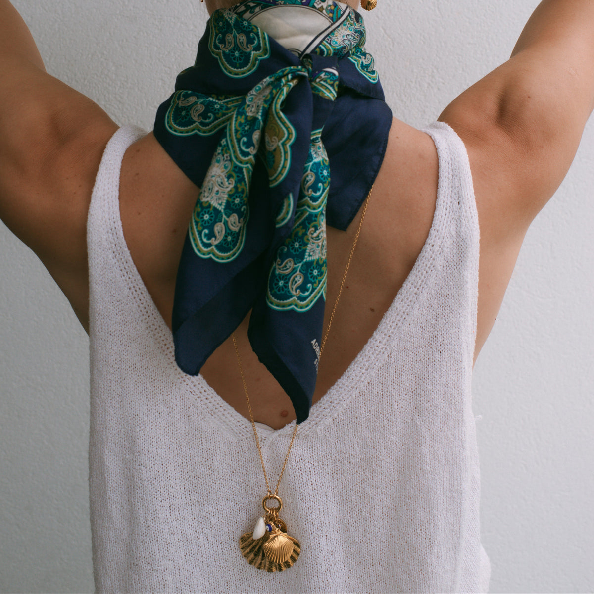 STATEMENT SHELL Charm