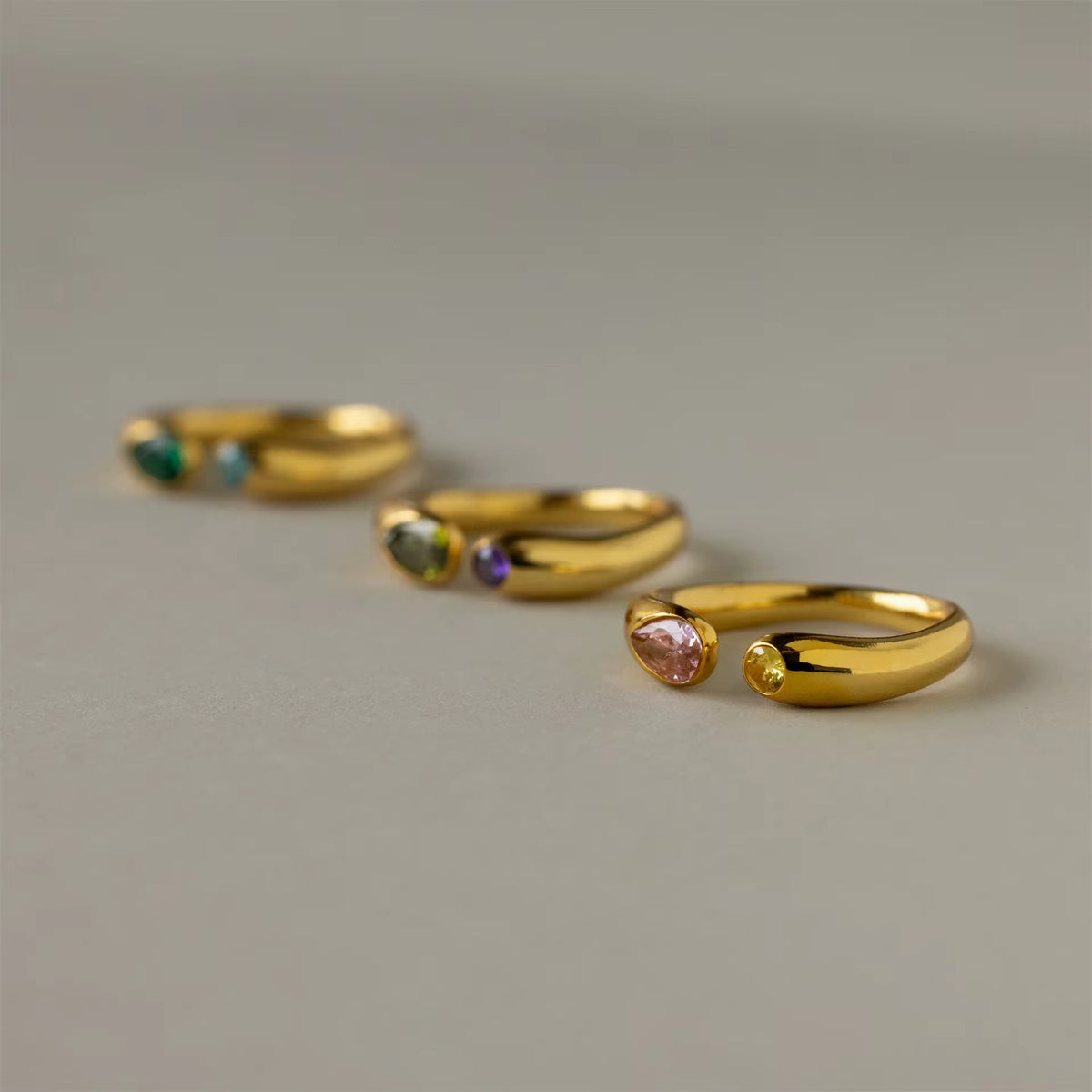 BIRTHSTONE Ring